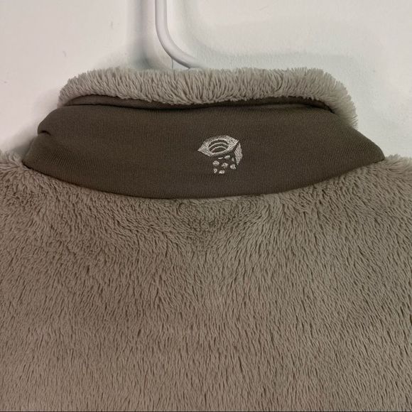 MOUNTAIN Hardwear Polartec fleece zip front jacket with 3 zip pockets, XS - Picture 6 of 9